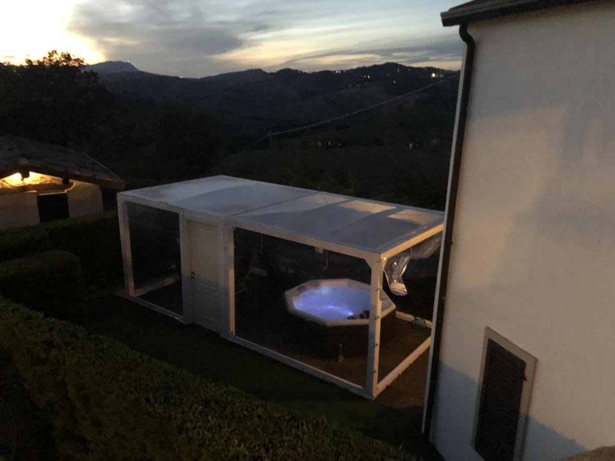 Villa Tamara Country & Spa Suites Montefiore Conca Екстер'єр фото