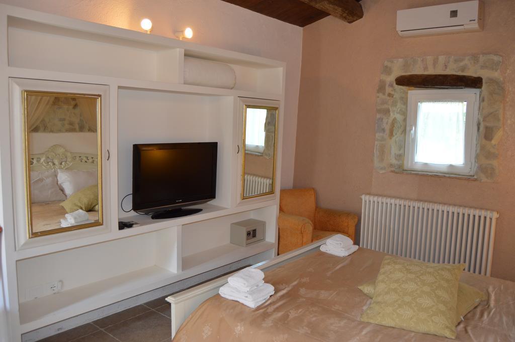 Villa Tamara Country & Spa Suites Montefiore Conca Екстер'єр фото